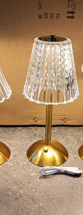Diamond crystal shade variant
